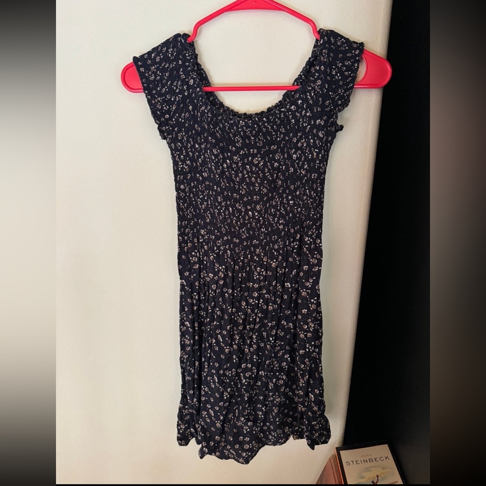 Brandy Melville off the shoulder dress